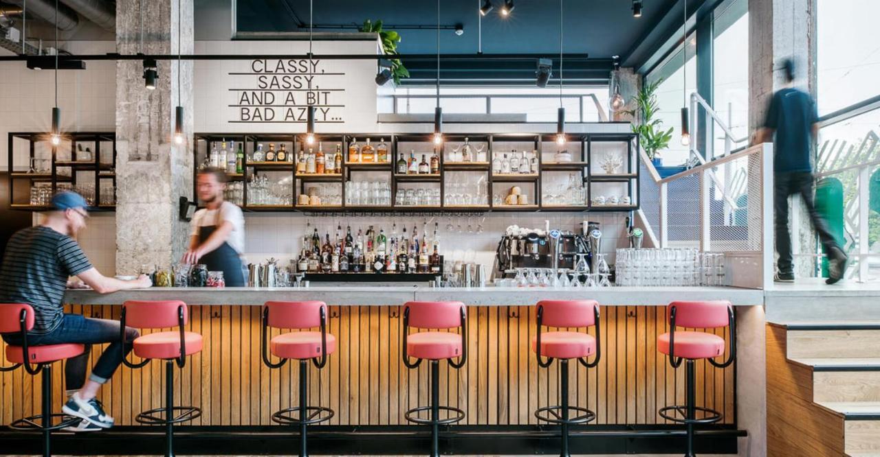 Hotel The Social Hub Rotterdam Esterno foto