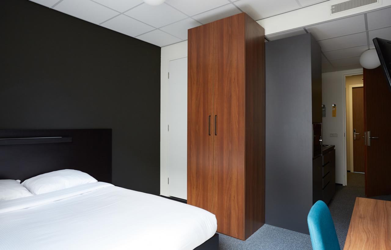 Hotel The Social Hub Rotterdam Esterno foto