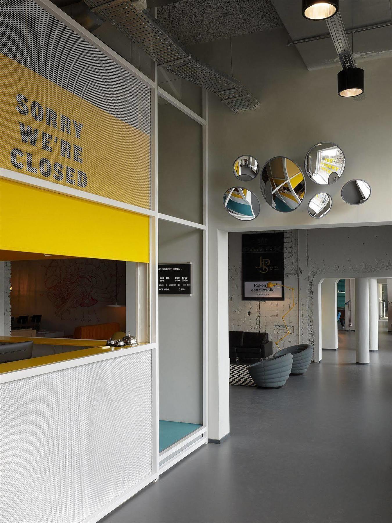 Hotel The Social Hub Rotterdam Esterno foto