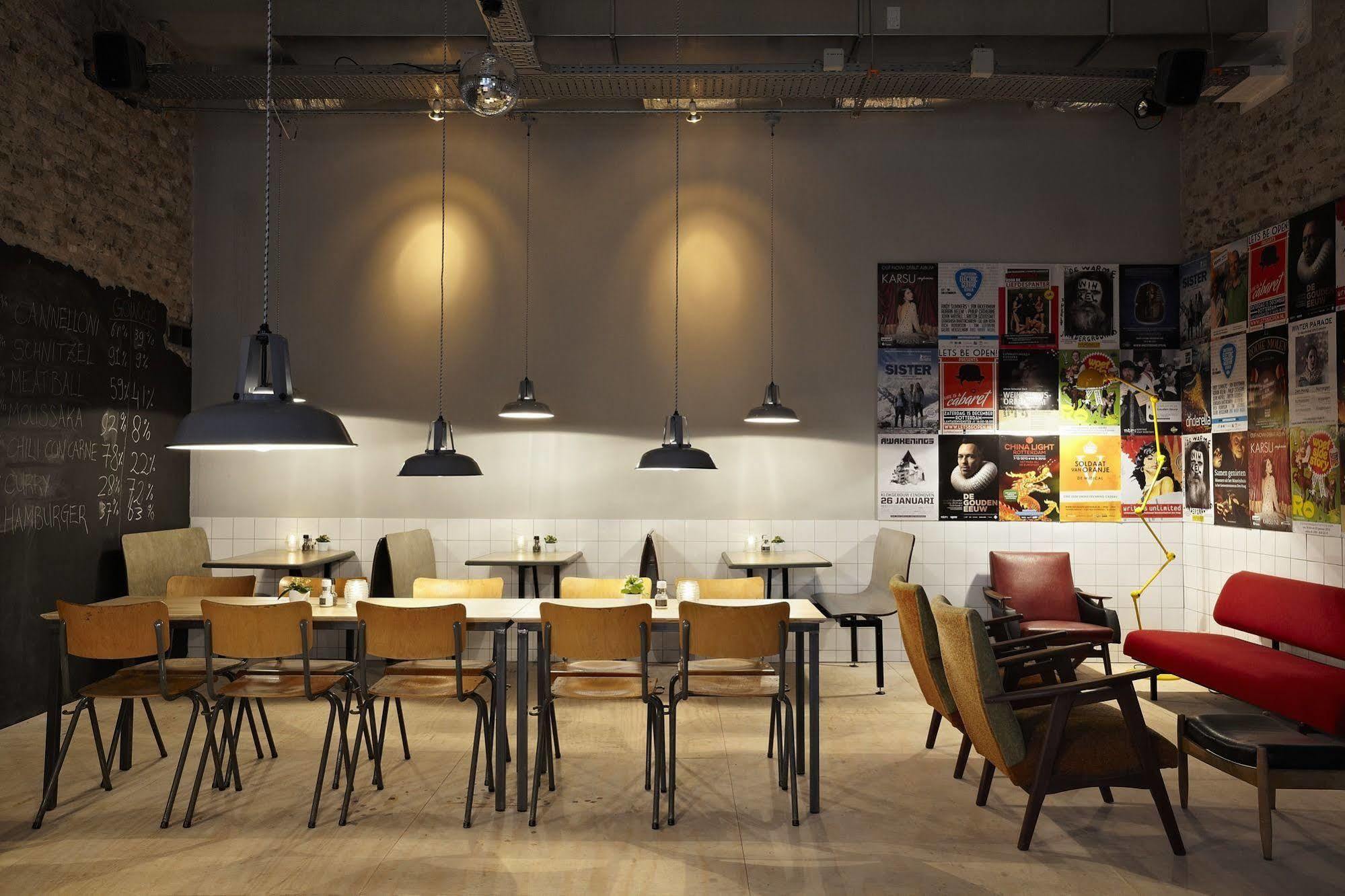 Hotel The Social Hub Rotterdam Esterno foto