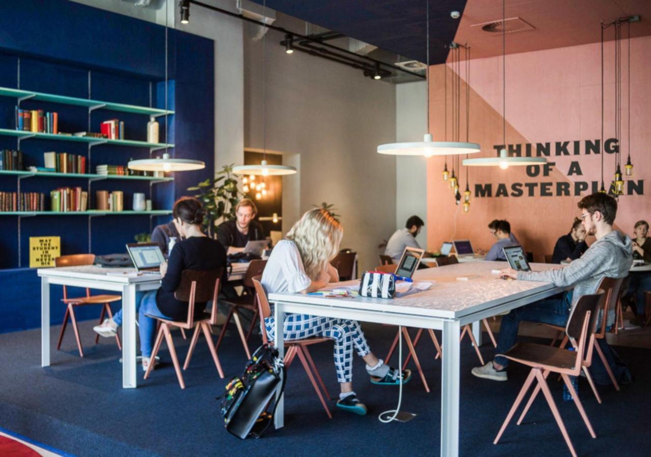 Hotel The Social Hub Rotterdam Esterno foto