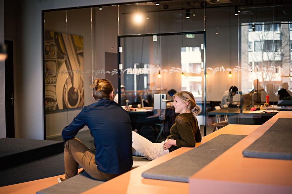 Hotel The Social Hub Rotterdam Esterno foto